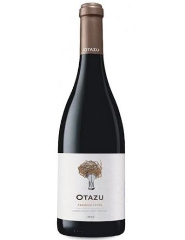 Navarra wine Otazu Premium Cuvée red